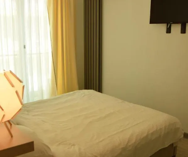 Lägenhetshotell Willow By The Sea By Alz 3*