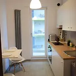 Willow Alessi Pool & 3* Navodari